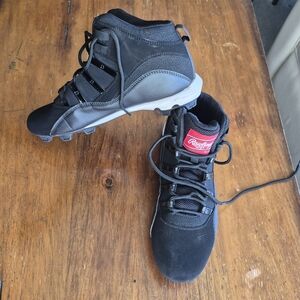 Rawlings Black and Gray Basball Cleats